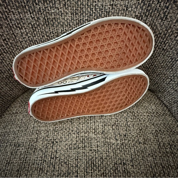 Harry Potter Lace up Vans Size 3.5 Unisex - Picture 7 of 8